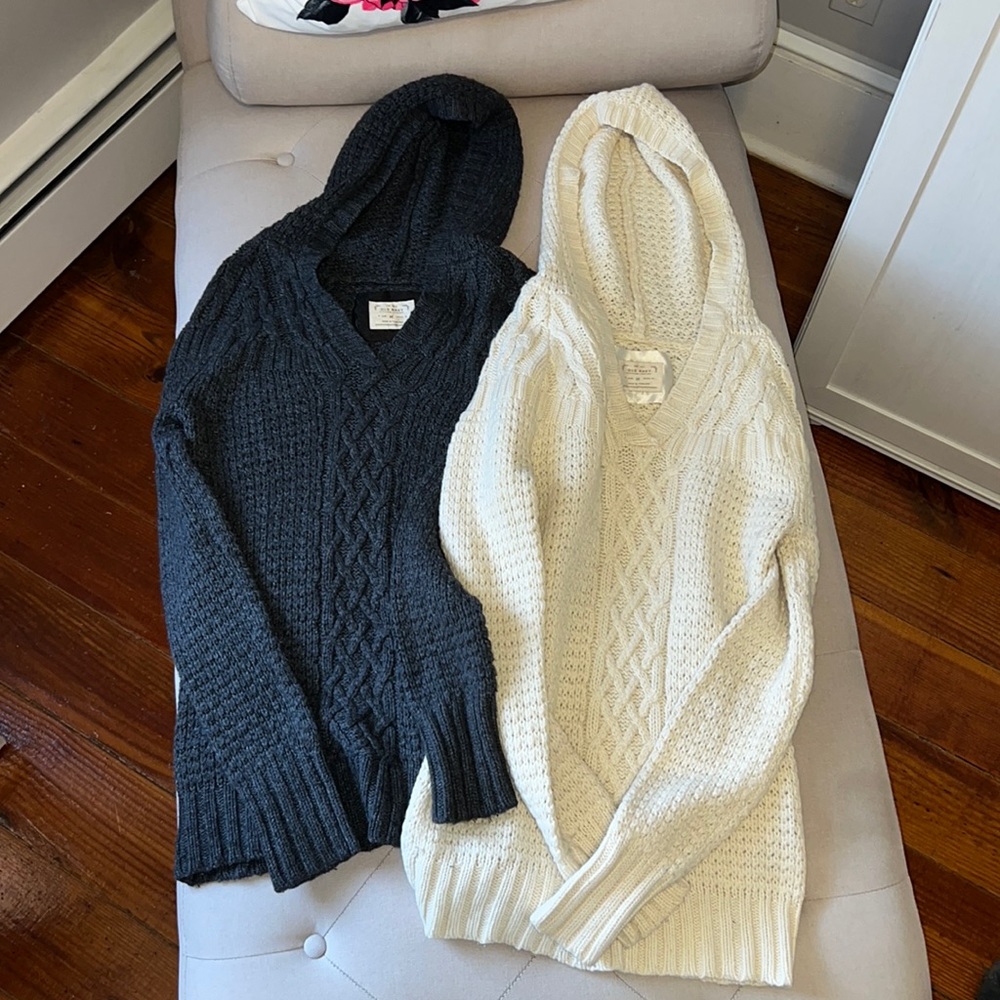 Old Navy - Set of Two Knitted Sweaters